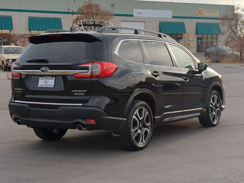 Used 2024 Subaru Ascent Limited w/ Technology Package image 3