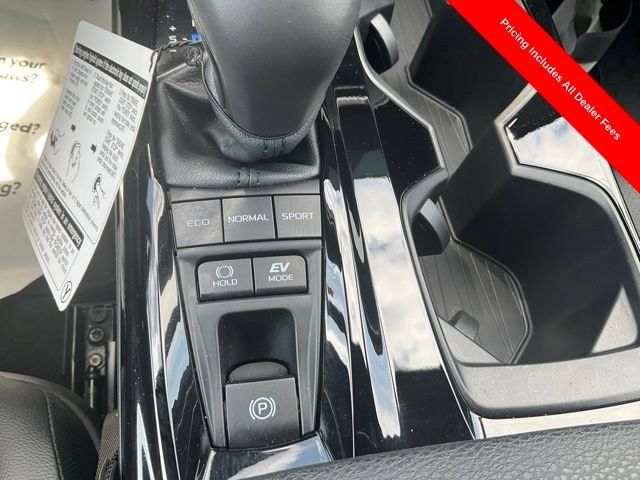 Used 2026 Toyota Camry XSE FWD image 17