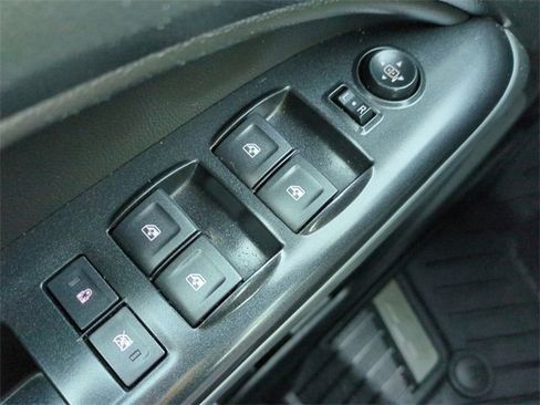 Used 2022 Chevrolet Colorado LT w/ Trail Boss Package image 23