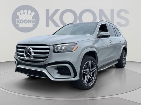 Used 2026 Mercedes-Benz GLS 450 4MATIC image 1