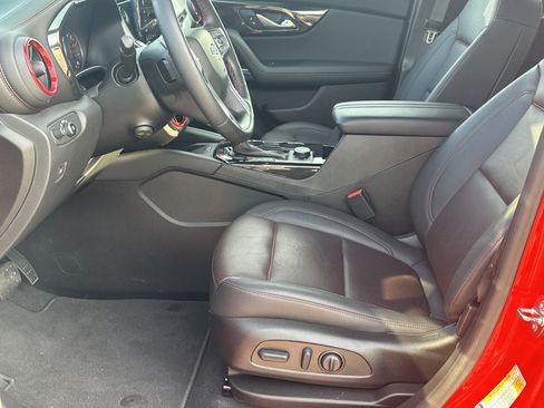Used 2023 Chevrolet Blazer RS w/ Driver Confidence II Package FWD image 9