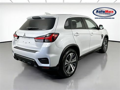 Used 2024 Mitsubishi Outlander Sport ES image 2