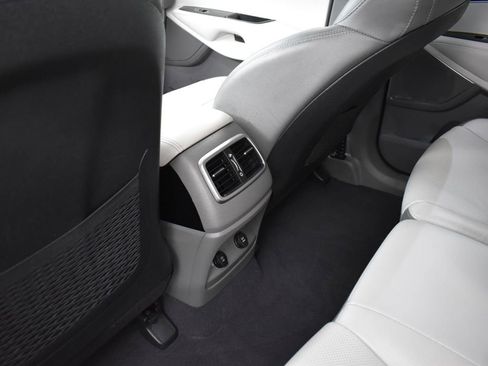 Certified 2020 Kia Sorento SX image 28