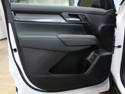 New 2026 GMC Terrain AT4 w/ LPO, Floor Liner Package image 15