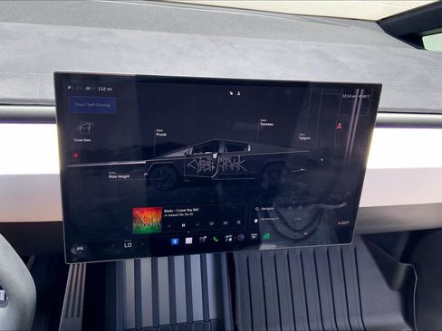 Used 2024 Tesla Cybertruck Cyberbeast AWD/4WD image 34