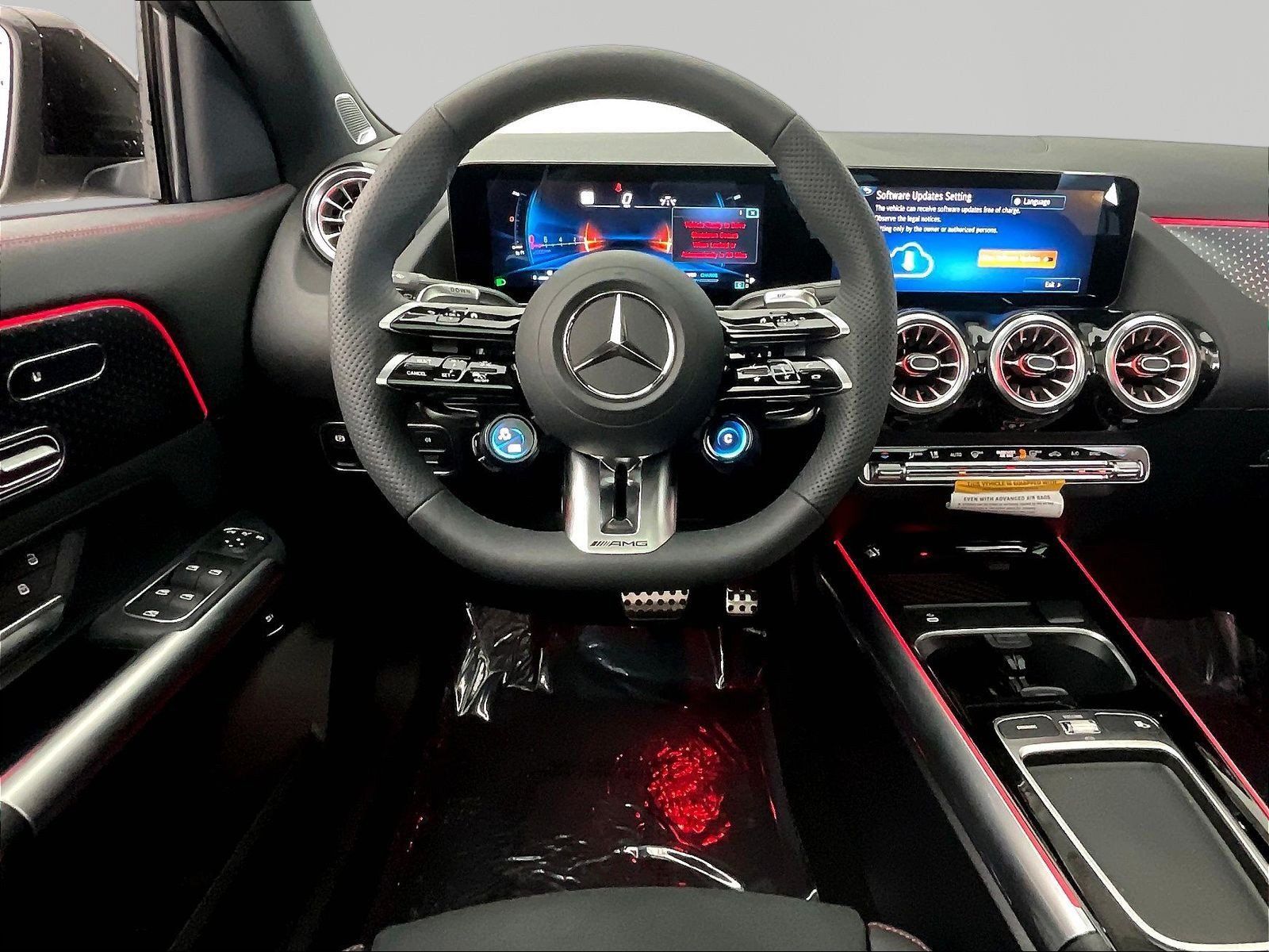 New 2026 Mercedes-Benz GLA 35 AMG 4MATIC image 8