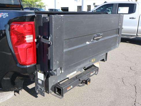 Used 2024 Chevrolet Silverado 3500 LT w/ Convenience Package AWD/4WD image 15
