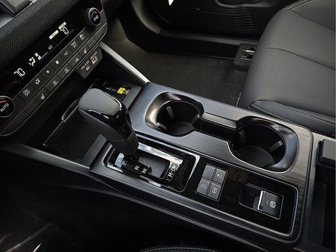 New 2026 Subaru Outback Limited image 21