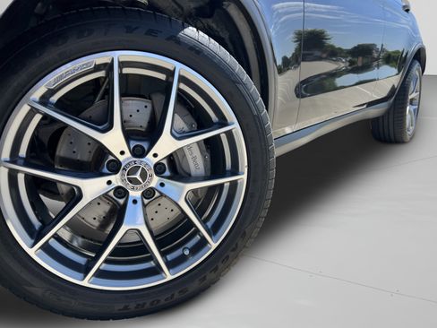 Used 2020 Mercedes-Benz GLC 300 image 31