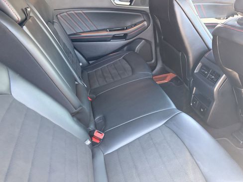 Used 2020 Ford Edge ST-Line FWD image 13