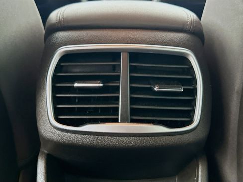 Used 2019 Hyundai Santa Fe SEL w/ Cargo Package image 26