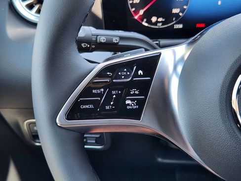 Used 2026 Mercedes-Benz GLA 250 4MATIC image 26