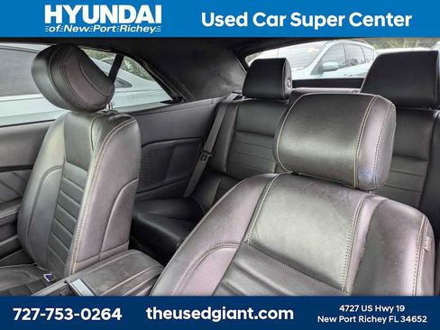 Used 2013 Ford Mustang GT Premium w/ Security Pkg RWD image 3