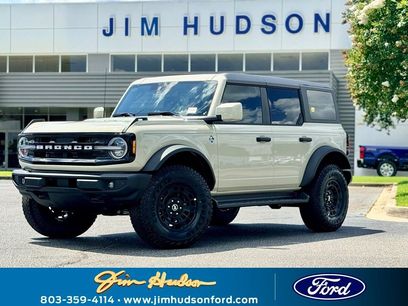 New 2026 Ford Bronco Outer Banks w/ Sasquatch Package