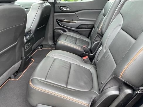 Used 2023 GMC Acadia AT4 w/ Preferred Package AWD/4WD image 12