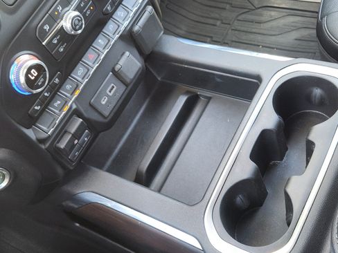 Used 2021 GMC Sierra 1500 SLT AWD/4WD image 15