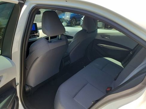 Used 2026 Toyota Corolla SE FWD image 7