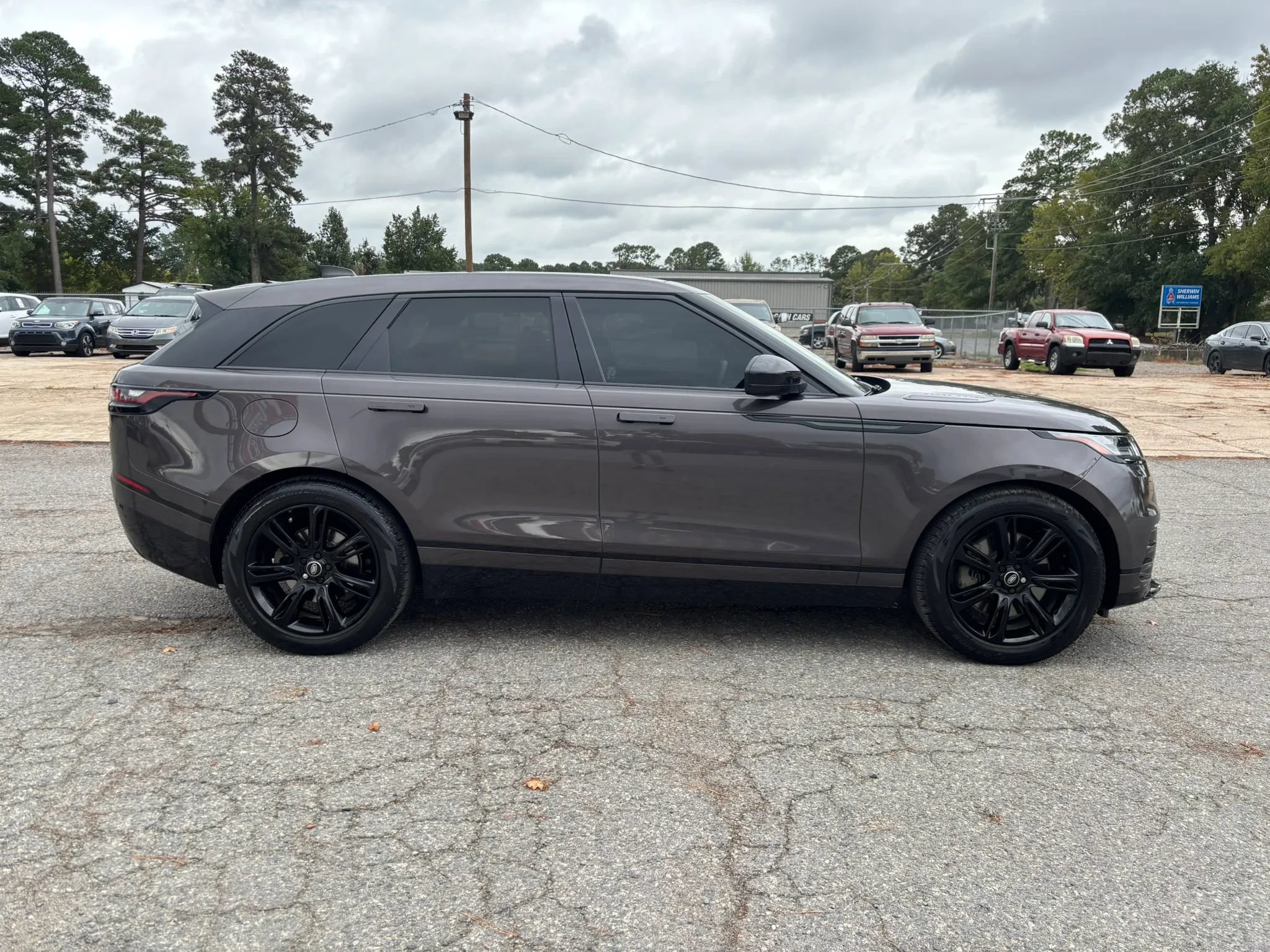 Used 2023 Land Rover Range Rover Velar R-Dynamic S AWD/4WD image 6