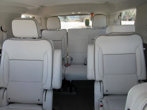 Used 2023 GMC Yukon Denali image 28