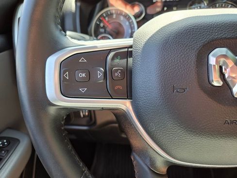 Used 2023 RAM 1500 Big Horn AWD/4WD image 31