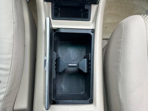 Used 2004 Toyota Highlander V6 AWD/4WD image 27