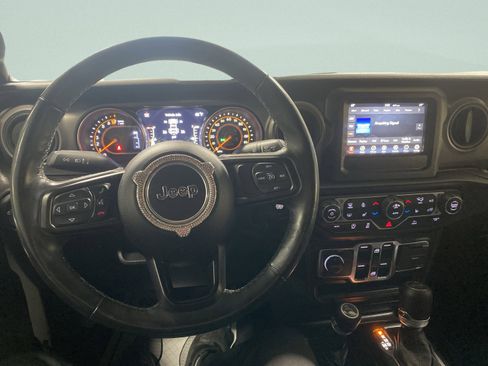 Used 2022 Jeep Wrangler Unlimited Sport image 18