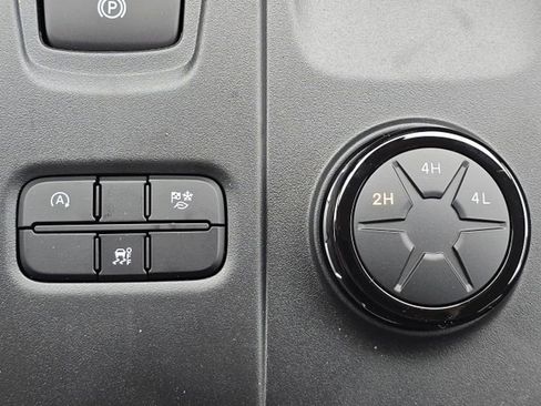 New 2026 Ford Ranger XLT w/ Equipment Group 301A High image 21