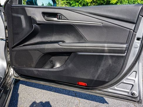 Used 2025 Toyota Camry SE image 47