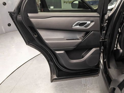 Used 2022 Land Rover Range Rover Velar R-Dynamic S AWD/4WD image 32