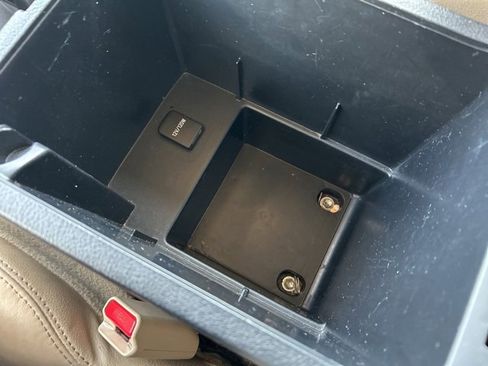 Used 2016 Toyota 4Runner Limited image 35