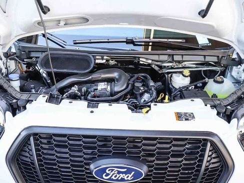 New 2026 Ford Transit 250 148 Medium Roof RWD image 31