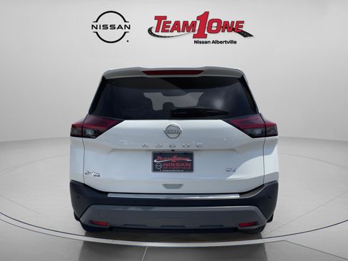 Used 2023 Nissan Rogue SV FWD image 7