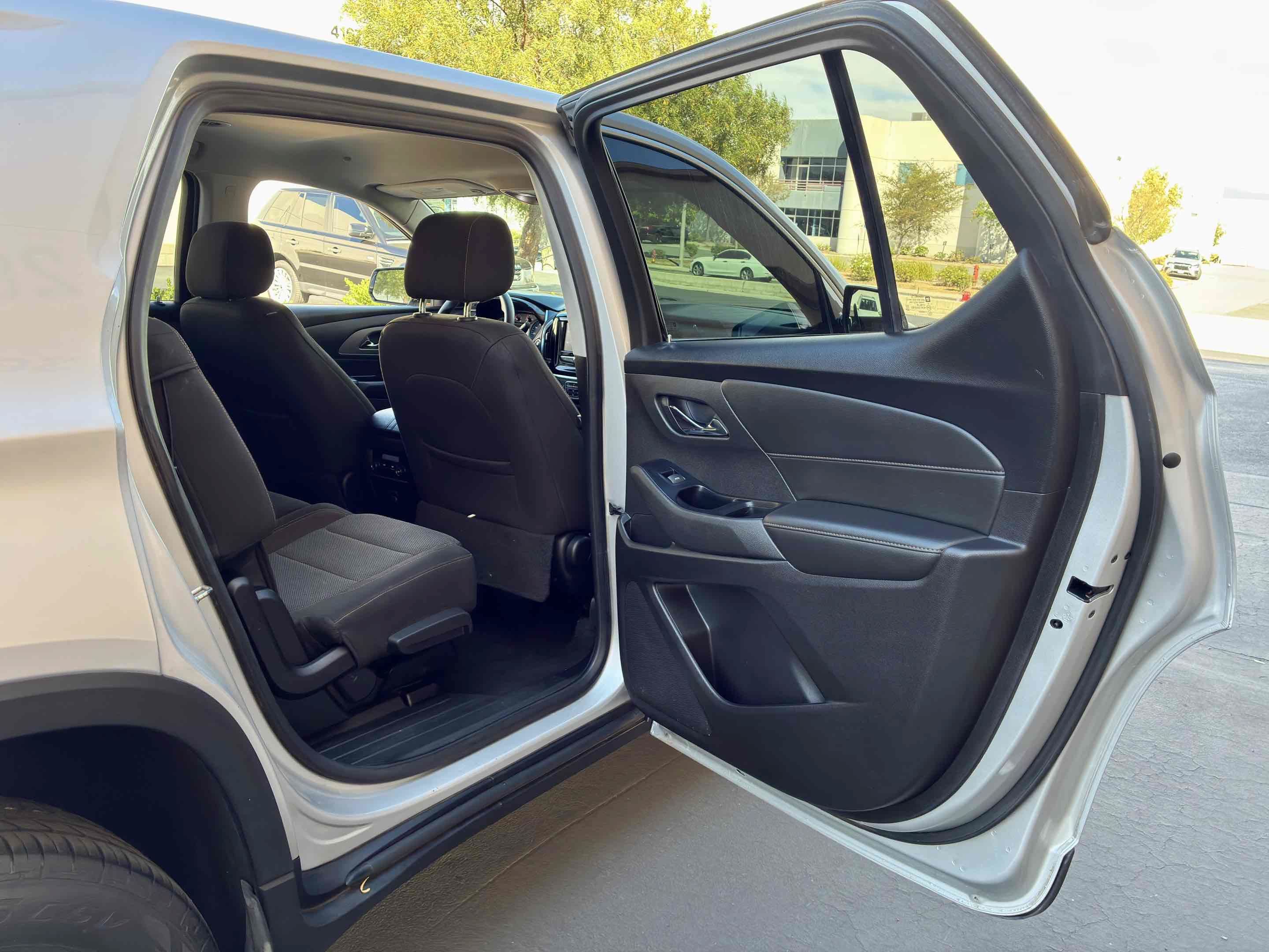 Used 2019 Chevrolet Traverse LS FWD image 44