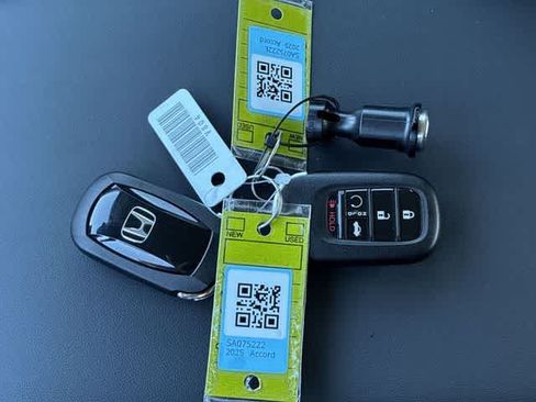 Used 2025 Honda Accord LX image 36