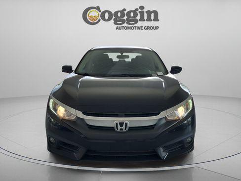 Used 2018 Honda Civic EX-T image 9
