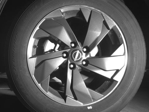 Used 2025 Nissan Rogue SV image 11