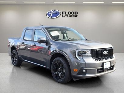 New 2025 Ford Maverick Lobo
