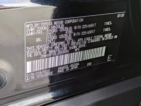 Certified 2020 Toyota RAV4 LE image 24