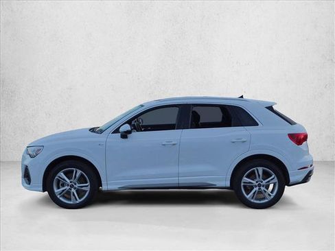 Certified 2024 Audi Q3 2.0T Premium AWD/4WD image 8