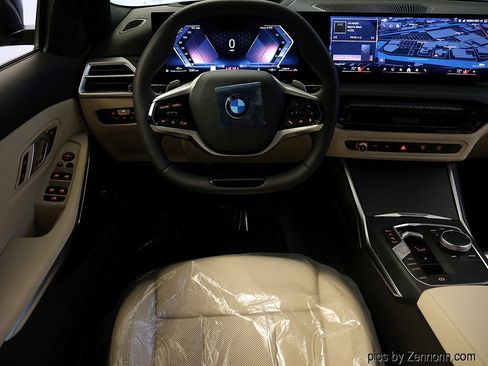 New 2026 BMW 330i xDrive Sedan w/ Premium Package image 15