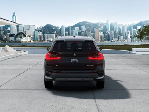 New 2026 BMW X1 xDrive28i AWD/4WD image 5