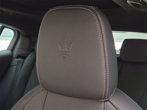 New 2025 Maserati Grecale Modena image 27