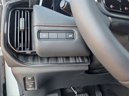 New 2025 Nissan Armada PRO-4X image 21