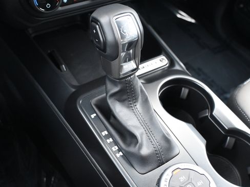 New 2025 Ford Bronco Outer Banks image 27