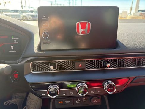 Used 2025 Honda Civic Type R image 9