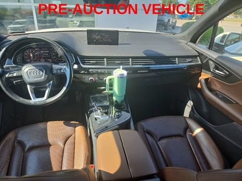 Used 2017 Audi Q7 2.0T Premium Plus w/ Premium Plus Package AWD/4WD image 8