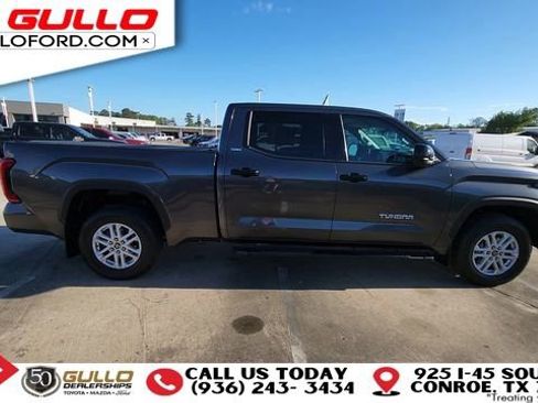 Used 2022 Toyota Tundra SR5 image 9