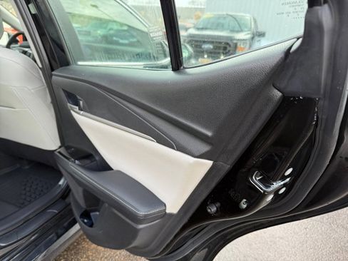 Used 2025 Toyota Camry XSE image 31