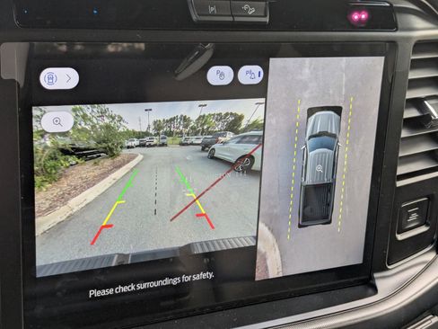 New 2025 Ford F150 Lariat w/ Equipment Group 502A High image 23