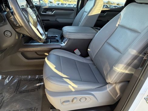 Used 2023 GMC Sierra 1500 SLT w/ SLT Premium Plus Package image 18